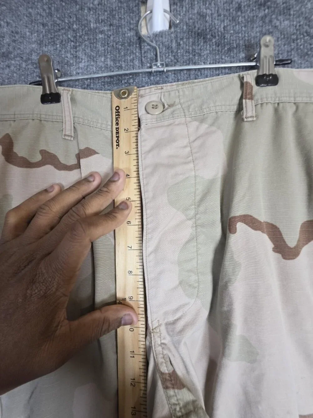 Vintage US Army Pants Mens Large Camo Desert Camouflage Military Stained 90s